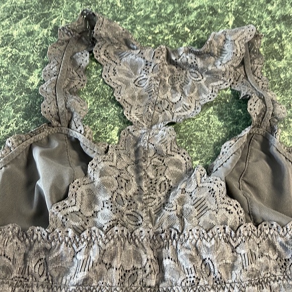 Felina Lingerie Lace racerback Bras size large black and gray - Picture 9 of 9